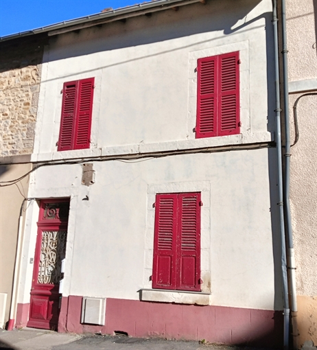 Cour Double Vitrage PVC Réf 25327 DCV Immobilier Decazeville 12300 Aveyron.JPG